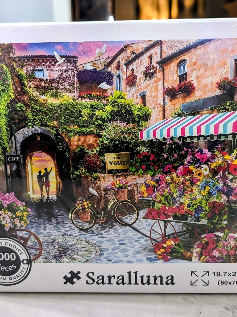 Sarallluna Floral Market Puzzle - Colorful Street Scene